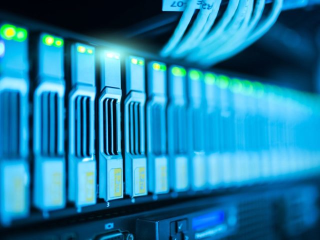 Critères pour choisir une plateforme P2P modulaire